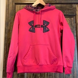Under armor hooded sweatshirt